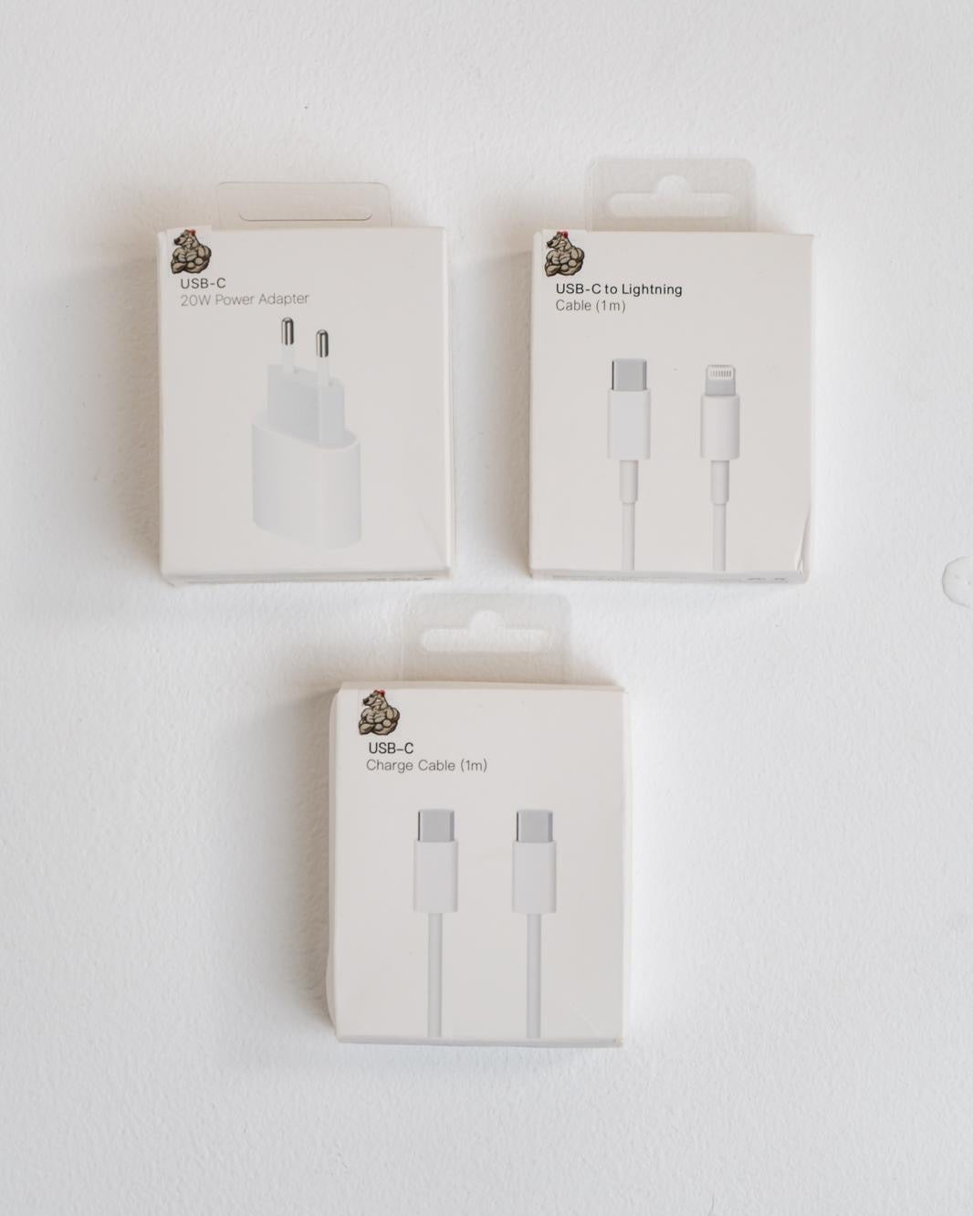 Transformador 20W, cabo USB-C para Lightning e cabo USB-C